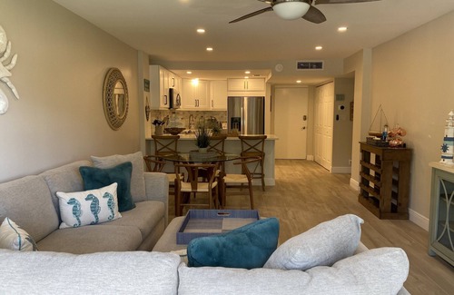 Vanderbilt Beach Condo | Closest Unit to the beach at Vanderbilt Towers