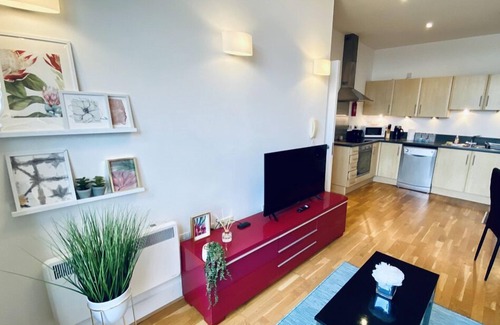 Runnymede Apartment | Cloud9 Apartment at The Charles 2