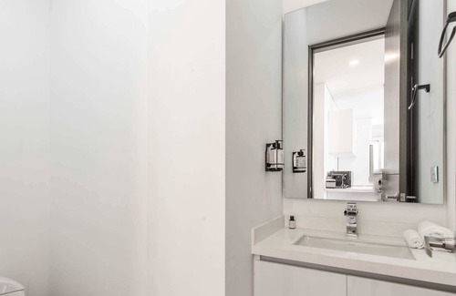 Usaquen Apartment | Cloud9 | Cozy & Big | The Garnet