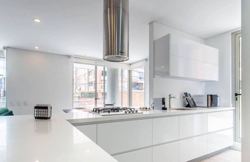 Usaquen Apartment | Cloud9 | Up to 12 ppl | The Emerald