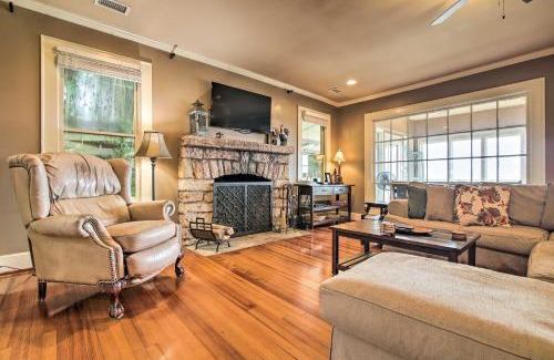 Menlo House | Cloudland Retreat with Mountain and Valley Views!