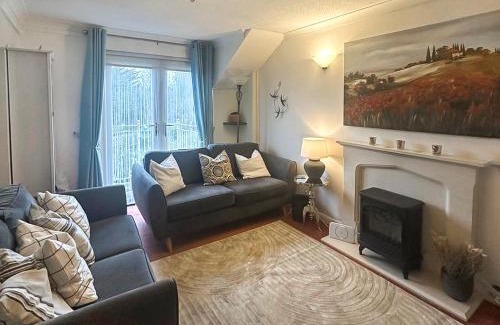 Dawlish House | Clovelly Rise