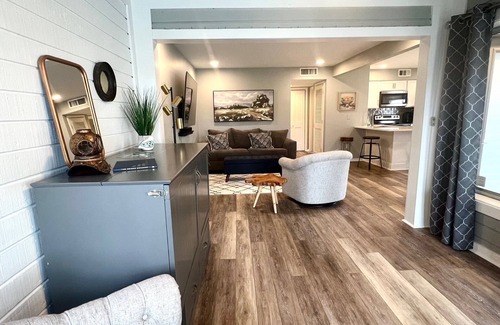 Seabrook Island Condo | Club amenity cards Included at this stunning Courtside Villa Sleeps four