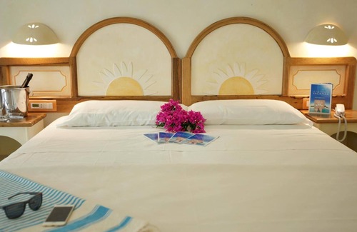 Palau Hotel | Club Esse Posada