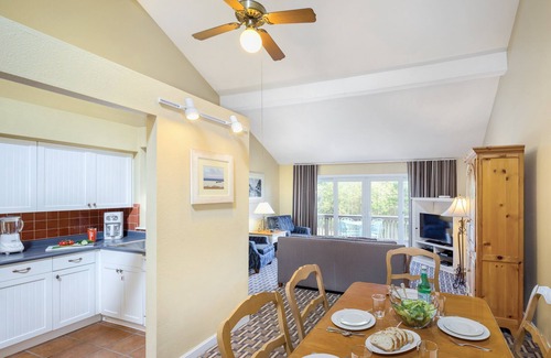Jamestown Hotel | Club Wyndham Newport Overlook