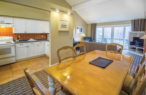 Jamestown Hotel | Club Wyndham Newport Overlook