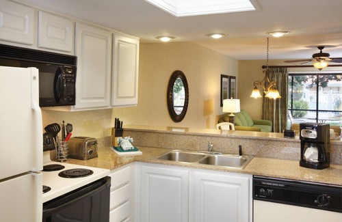 Florida Center Hotel | Club Wyndham Orlando International