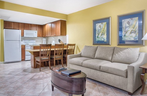 Pompano Beach Hotel | Club Wyndham Santa Barbara