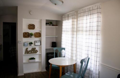 Fidelity House | Clyde's Cabin with a private Hot Tub