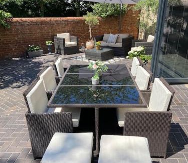 Caister-on-Sea House | Coach House near the beach