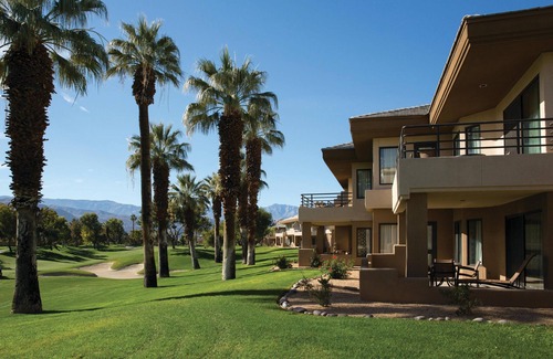 Palm Desert Villa | Coachella GETAWAY IN PALM DESERT AT A PREMIUM 2BR VILLA