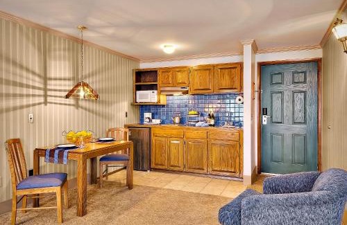 Oak Harbor Hotel | Coachman Inn Oak Harbor