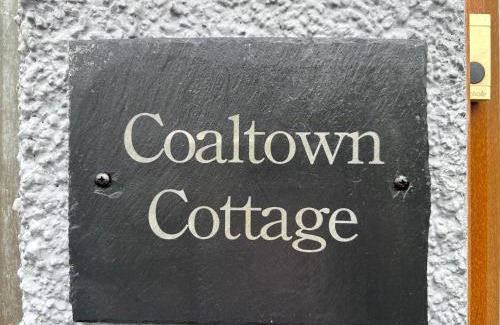 Cynonville House | Coaltown Cottage Cosy 4 bed cottage with log burner, close to Gower beaches