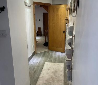 Cynonville House | Coaltown Cottage Cosy 4 bed cottage with log burner, close to Gower beaches