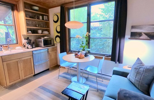 Manzanita Hotel | Coast Cabins