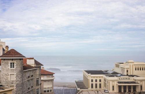 Biarritz City Centre Apartment | COAST KEYWEEK Duplex apartment in the city center with sea view