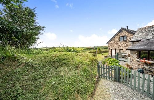 Hartland House | Coast View