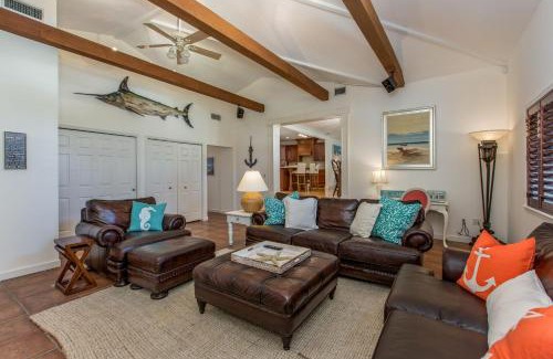 Carlouel House | Coastal Beach Escape - Monthly Beach Rental