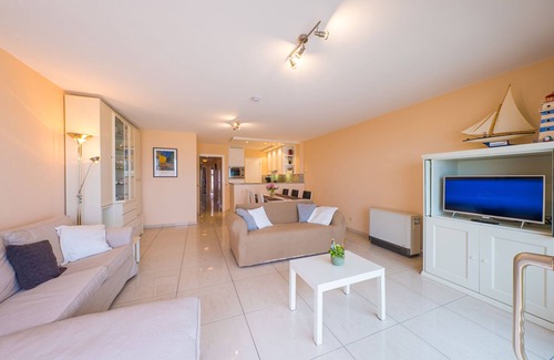 Middelkerke Apartment | Coastal Calm at Zeedijk