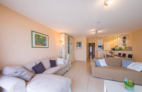 Middelkerke Apartment | Coastal Calm at Zeedijk