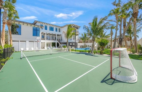 Siesta Key House | Coastal Canopy