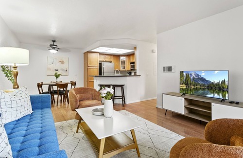 Carmel Valley Condo | Coastal Chic on Carmel Creek Rd #41967