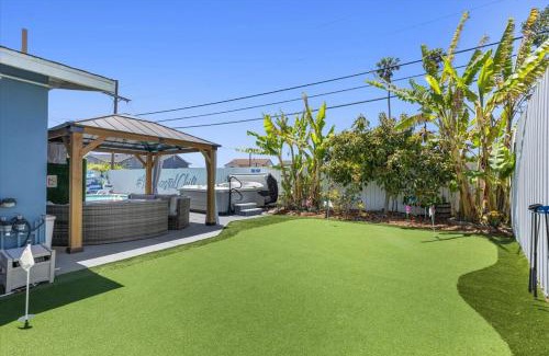 Bay Ho House | Coastal Chill San Diego - Heated Pool - XXL Spa - Mini Golf - Gourmet Kitchen