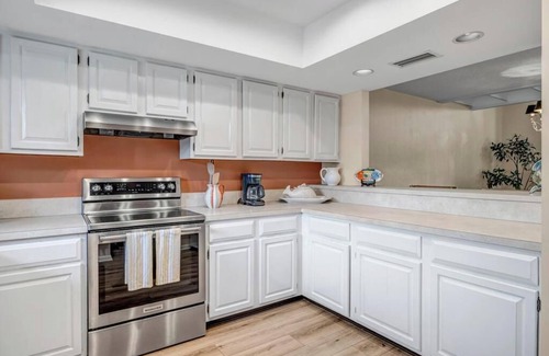 Sawgrass Condo | Coastal Comforts, your ideal coastal getaway!