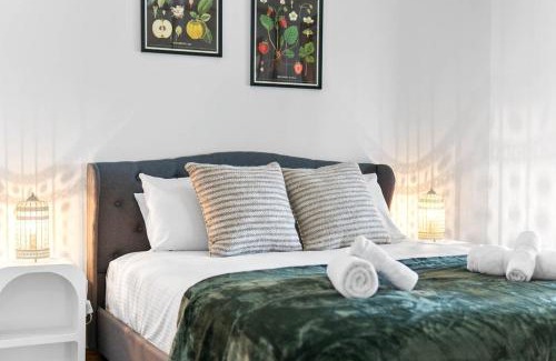 Hallett Cove House | Coastal Comfort 4BR Vacation Home in Hallett Cove