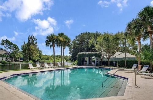Palm Valley House | Coastal Cottage - short drive to the beach, close to TPC