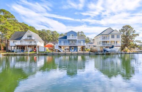 Captain's Cove House | Coastal Crab