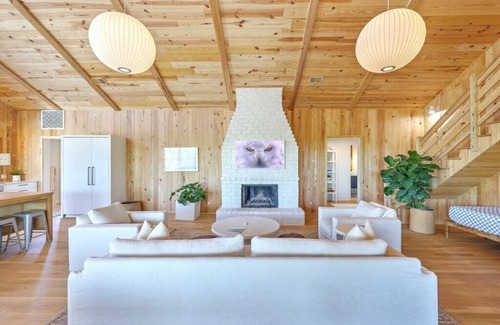Sullivan's Island House | Coastal Escape with Direct Beach Access, Gourmet Kitchen, and Expansive Outdoor