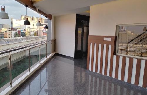 Bommasandra Hotel | COASTAL GRAND Cassa Times - Electronic City