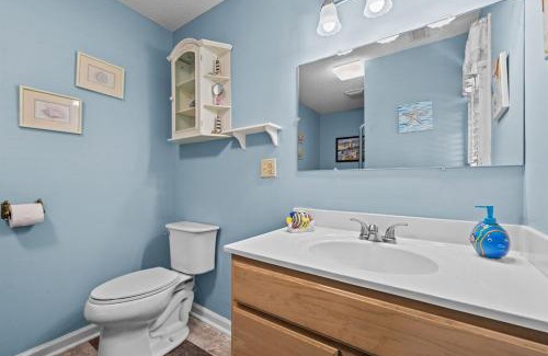 Surf City Apartment | Coastal Haven Cottage- Beach, Shopping, Fun