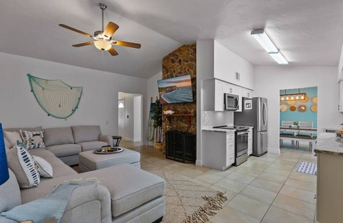Belair Bayou House | Coastal Home 10 min to the Beach