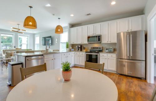 Bluffton House | Coastal Home with Yard Less Than 1 Mi to Old Town Bluffton!
