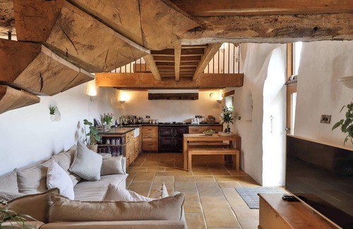 North Buckland House | Coastal luxury barn | Saunton, Croyde & EV Point
