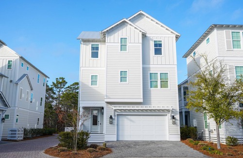 Grayton Beach House | Coastal Luxury Retreat! Free Easy Beach Access! Pool-Bikes Included-Game Room!