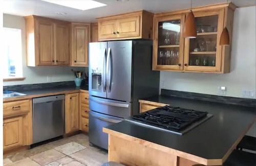 Westhaven-Moonstone House | Coastal Refuge, *Hot Tub,* Close to Town.