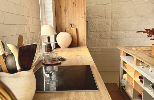 Leixões Apartment | Coastal Serenity Escape: Bright, Beachside Apartment with Fireplace & Terrace