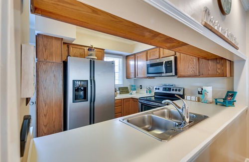 Murrells Inlet House | Coastal Vacation Rental - 2 Mi to Huntington Beach