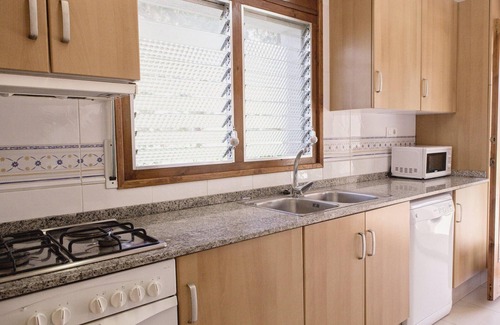 Calafat House | Coastal Villa with Private Pool, Steps from Beach, 4 Bedrooms, BBQ, Wi-Fi, Family-Friendly
