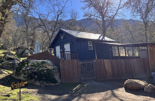 Three Rivers Cabin | Cobalt Canyon Off Grid Glamping Oasis