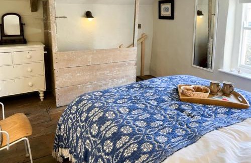 Instow House | Cobble Cottage