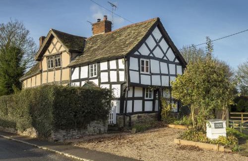 Pembridge House | Cobbler's Cottage