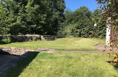 Brecon House | Cobblers Cottage in Brecon Beacons