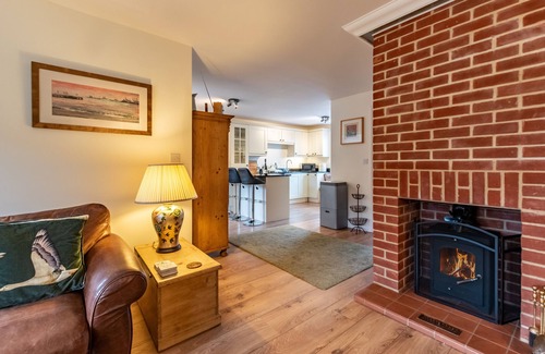 Eastbridge House | Cobblers - Three Bedroom House, Sleeps 5