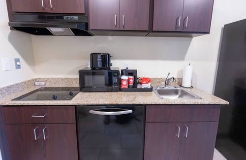 Winters Hotel | Cobblestone Inn & Suites - Winters