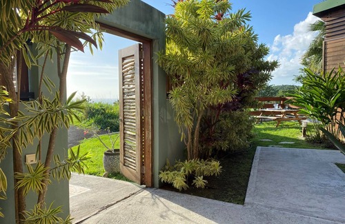 Cafeiere Villa | Coco Cannelle Cottage "EAST" 2 people (Above Grande Anse beach)