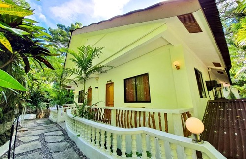 Manoc-Manoc Hotel | Cocoloco Beach Resort